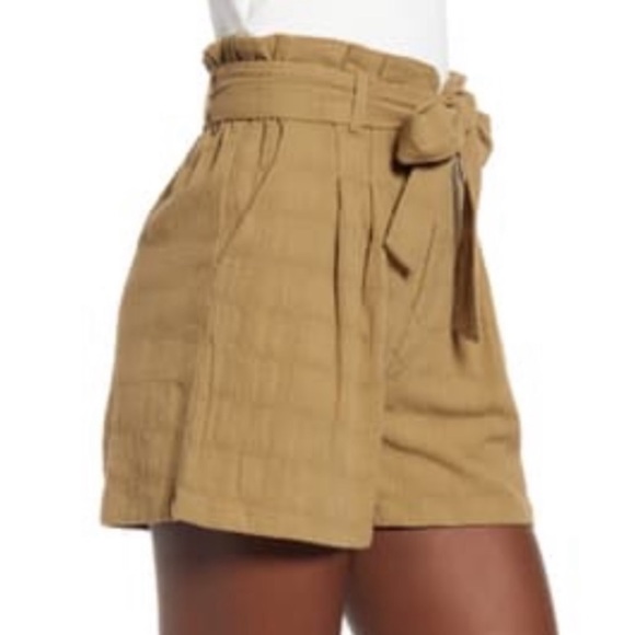 (A6) Good Luck Gem High Waist Paperbag Shorts, Size Large, NWT - Picture 2 of 12